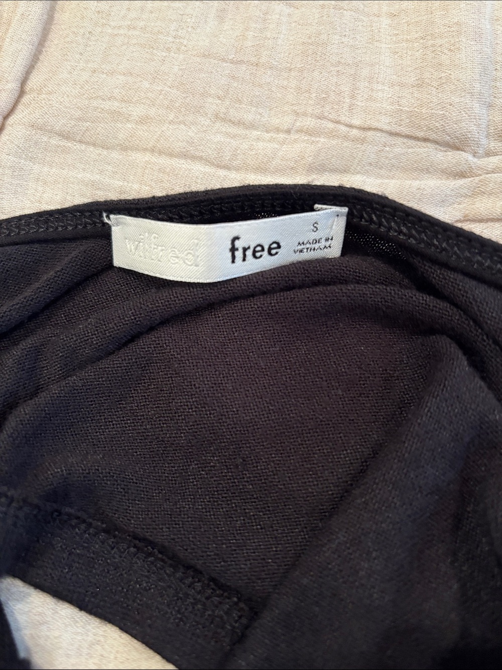 Aritzia Black Cropped Off-Shoulder Top - Picture 3 of 3